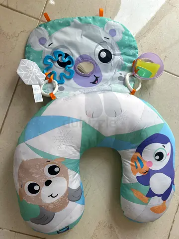Tummy time Pillow with Toy Attachments - Light Use