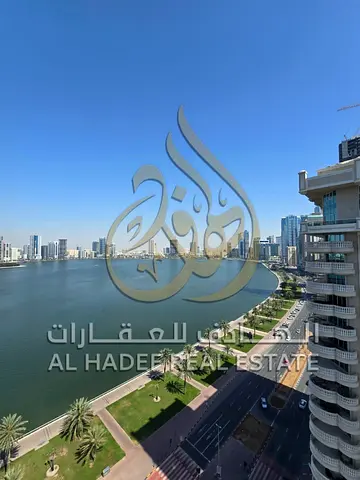 غرفتين وصالة مع غرفة خادمة + باركنج مجاني وتكييف على المالك — سكن عائلي متكامل في المجاز 3