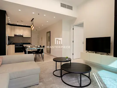 Furnished | Bright | Gorgeous Marina View