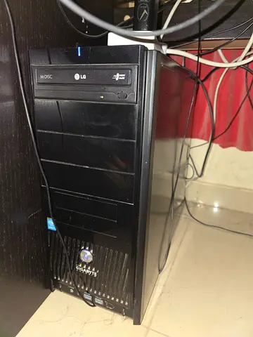 Desktop PC | i7-4790 | RX580 | 16 GB RAM