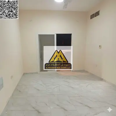 غرفة ماستر | موقع مميز بالقرب من جميع الخدمات و سهولة دخول وخروج لجميع الإمارات | بلكونة بإطلالة مفتوحة | للعائلات فقط