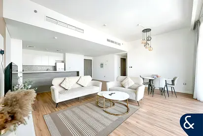 VOT | Unfurnished Option | Upgraded