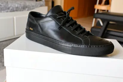 SCommon Projects Black Leather Sneakers – Minimalist Low-Top (Used, Good Condition)