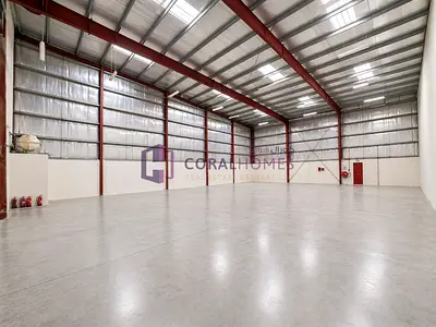 مستودع واسع | موقع متميز | 28 كيلوواط