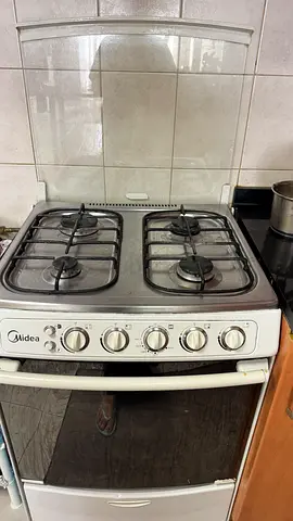Used Midea 4-Burner Gas Stove with Oven - Good Working Condition ignition is not working lighter use