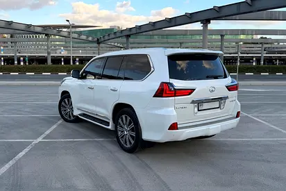 2017 Lexus LX-SERIES thumbnail 3