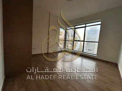 Panoramic views || Second occupant || Built-in wardrobes || Parking || Close to Dubai entrance