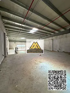 A prime rental opportunity in a prime industrial location, ideal for storage or commercial and servi