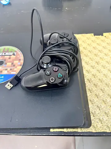 PS4 for sale, Minecraft cd and 1 controller