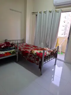 Fully Furnished Executive Bachelor Bed Space Available