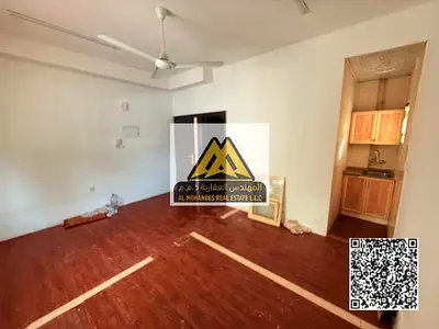 فرصة سكن مميزة بمساحة كبيرة وسعر اقتصادي في موقع حيوي قريب من جميع الخدمات.