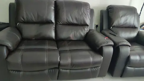 Brown Leather 3-Seater Recliner Sofa Set (Good Condition)