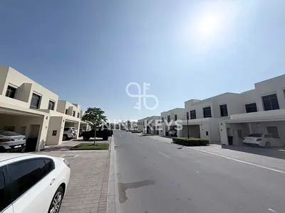 3 BR + Maid | Upgraded | Near Pool & Park | Vacant | Unfurnished (furniture will be removed)