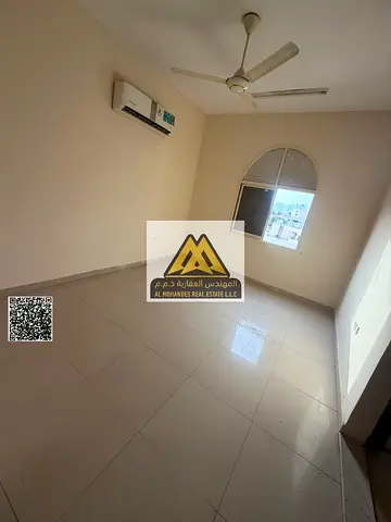 استوديو في النعيمية 1 عجمان، طابق أرضي، مساحة واسعة، مطبخ منفصل، موقع مميز، 20 ألف سنويًا، 4 دفعات، قريب من جميع الخدمات ومناسب للسكن.