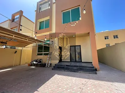 Last chance! Villa for rent in Al Mowaihat 3 on main road, 6 bedrooms, majlis & spacious hall, maid room, large yard, prime location ideal for famili