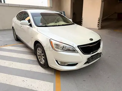Kia Cadenza 2011 GCC Spec Low Kms Very good Condition