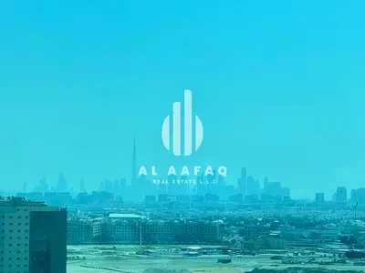 Spacious 3BHK | Free Parking |Maids Room | Dubai Sky Line | Easy exit to Dubai