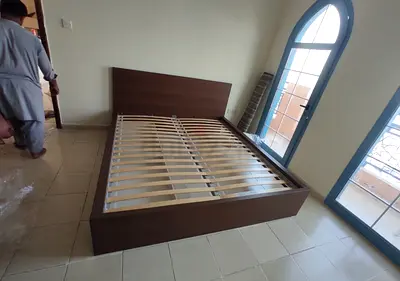 IKEA malam king‑size bed (180 × 200 cm) with 2 storage drawers underneath and an IKEA mattress ✨