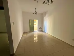 Apartment with balcony and spacious layout in a prime, vibrant location close to cafes, shops, malls