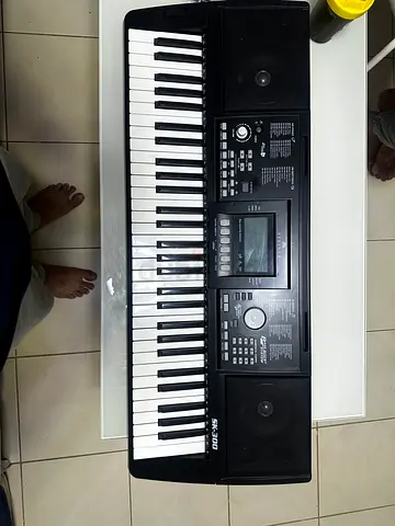 Steiner SK-300 61-key Portable Keyboard - Used, Working