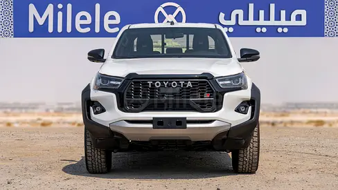 TOYOTA HILUX DOUBLE CAB GR SPORT | IN-HOUSE FINANCING AVAILABLE | 0% DOWNPAYMENT (BANK)