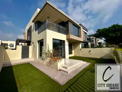 Available end April I By green belt I Landscaped