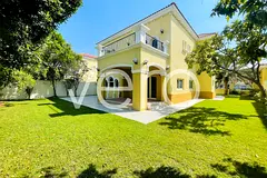 Best Value | Large 3BR | Landcaped