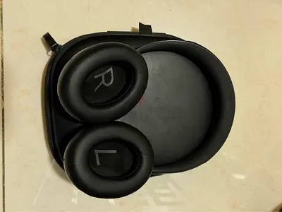 Bose Noise Cancelling Headphones 700