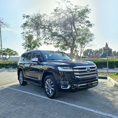 Toyota Land Cruiser VXR 2022 - GCC Specs - Pristine Condition