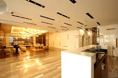 One Month Rent Free-Spacious 1 BR