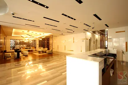 One Month Rent Free-Spacious 1 BR