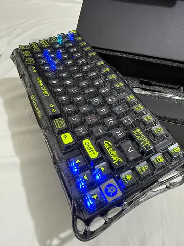 Gravastar Mercury K1 Lite RGB Mechanical Keyboard - Transparent Black
