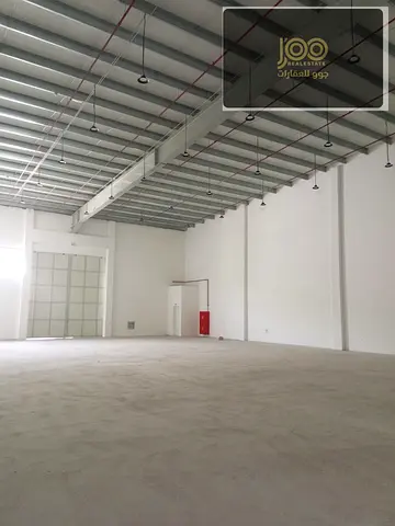 Warehouse 5,500 sq ft Al Jurf Ind 1, 25kW, AED 400K yearly, 10% deposit