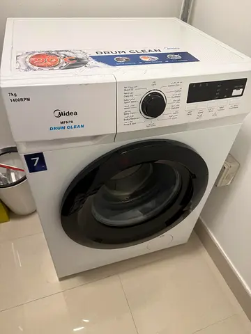 Automatic Midea Washing Machine in EXCELLENT condition