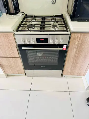Bosch Gas with electric oven 60/60cm super clean condition perfect working