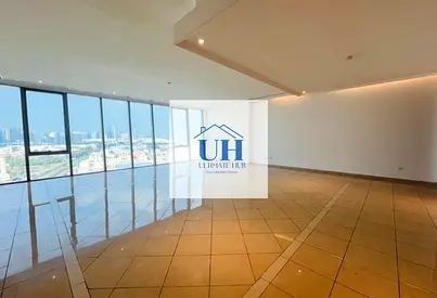 Luxury 4BR+Maid | Parking | Pool & Gym | Bateen