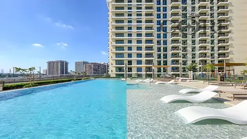 Most Attractive 1 BR Apr. Offer Steps from Dubai Hills Mall & Park