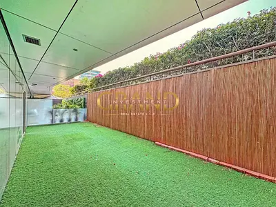 Lavish 1BR Apt | Prime Location | Balcony
