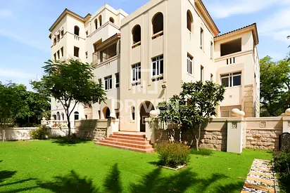 Spacious | Private Garden | Green Community