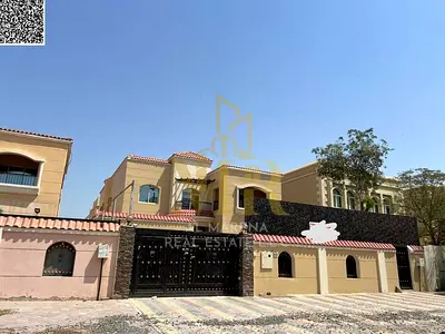 Residential/commercial villa for sale in Al Muwaihat 1, behind Nesto | 5 master bedrooms | 5000 sq ft | Majlis, living room + maid's room | Large yard