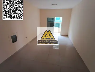 شقة مميزة للإيجار في الحميدية 1 بعجمان، تتمتع بمساحة ممتازة وتصميم عملي مع بلكونة وخزائن حائط، توفر راحة مثالية للسكن العائلي بسعر تنافسي وخيارات دفع