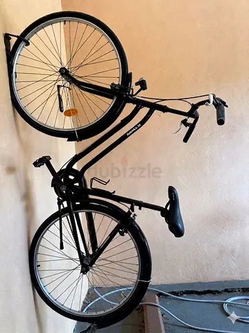 Used single-speed city bicycle — good condition, black frame