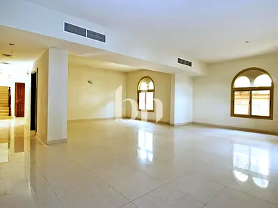 Semi Detached I Immaculate I Good Location
