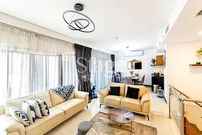 Stunning Duplex |Private Jacuzzi |Family Friendly