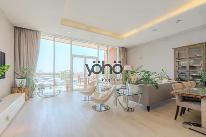 FULLY FURNISHED | LUXURY LIVING | SEA VIEW