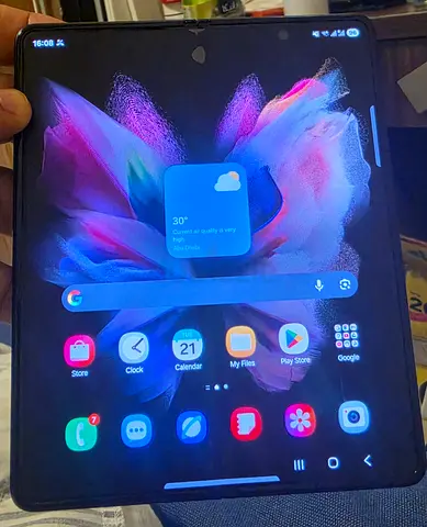 Samsung  Galaxy Z Fold 3 5G (256GB Storage, Phantom Black) UAE