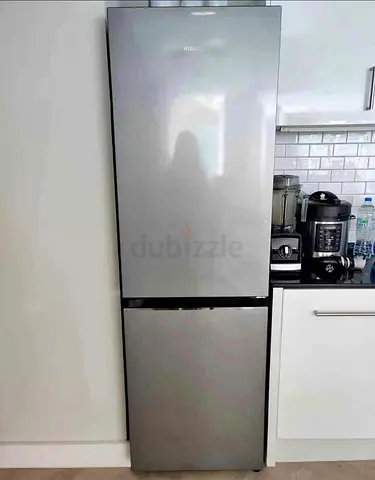 Hitachi refrigerator bottom freezer silver colour