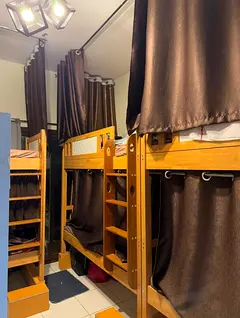 Males Hostel🚇Baniyas/Union Metro