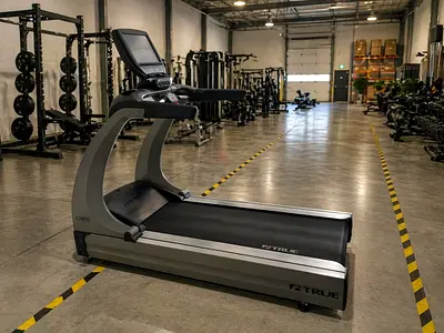 TRUE C900 Commercial Model Treadmill