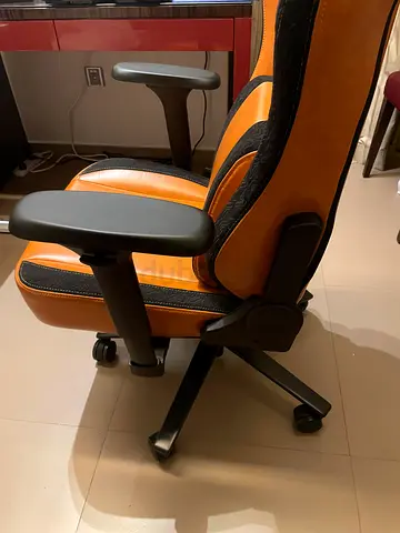 Cybeart gaming chair